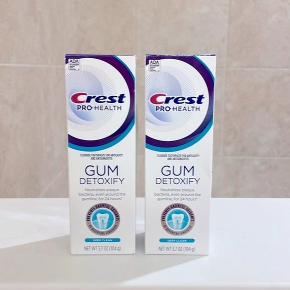 Crest Pro-Health Gum Detoxify Deep Clean